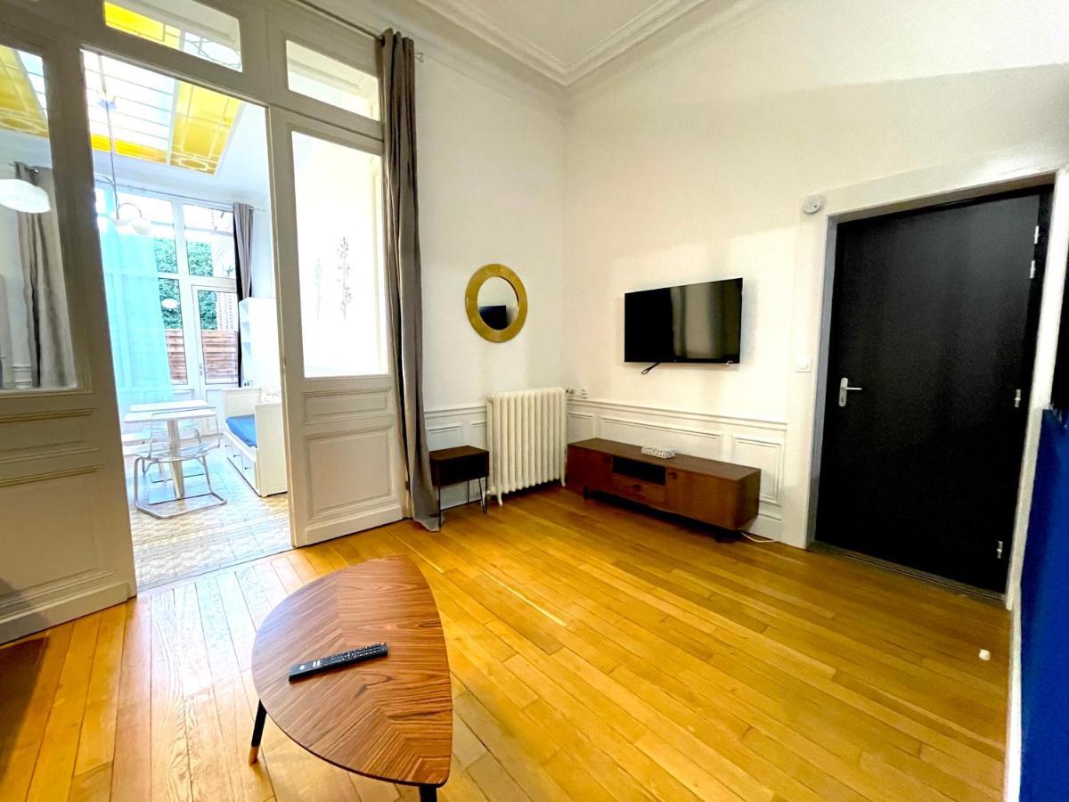 Residence Adam A Part วาลองเซียนส์ ภายนอก รูปภาพ